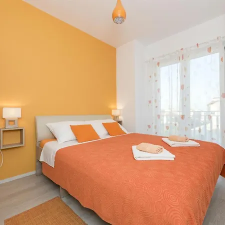 Apartment Summertime Srima